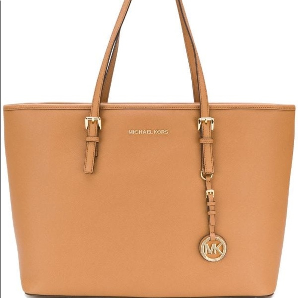AUTHENTIC NWOT Michael Kors Jet Set Tote